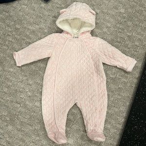 Baby hood winter bunting to keep that little one warm with winter. Used twice